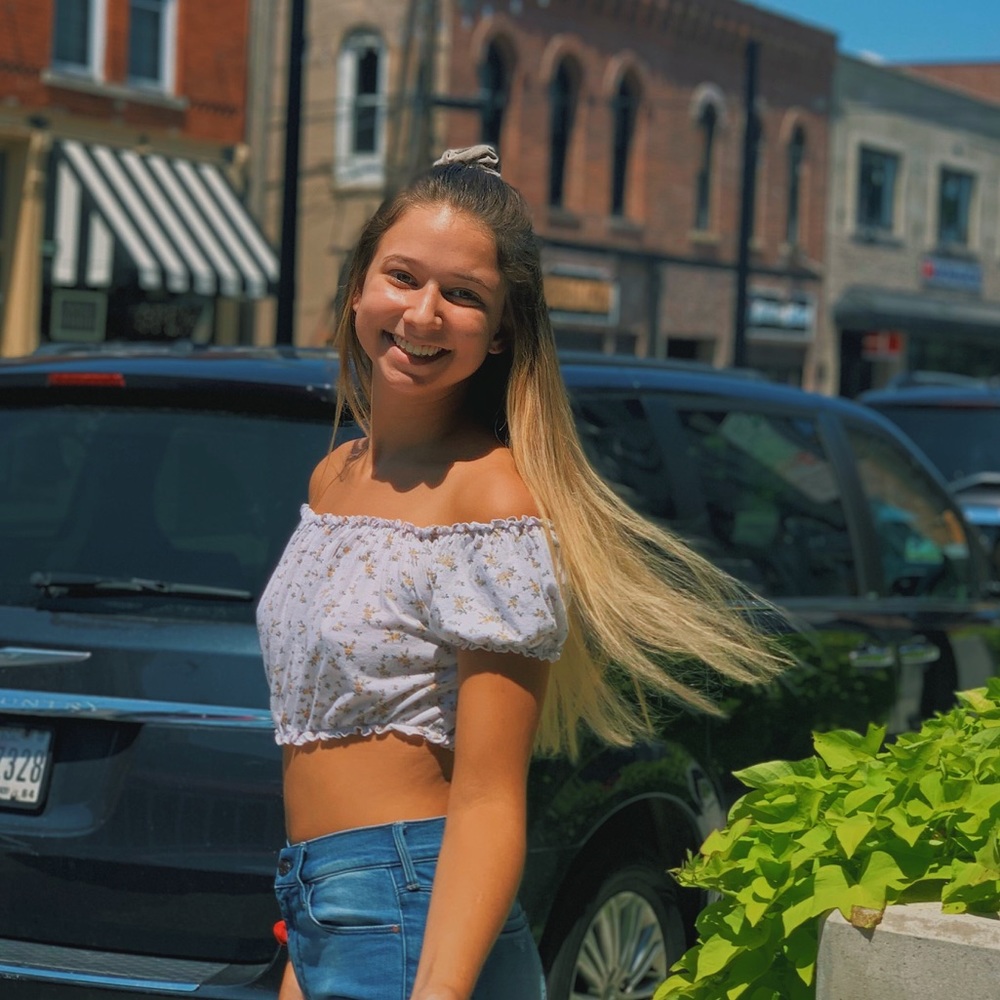 Meet your Posher, Teagan